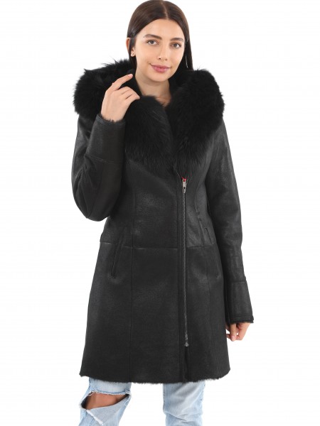 Черное удобное женское пальто из дубленки с капюшоном